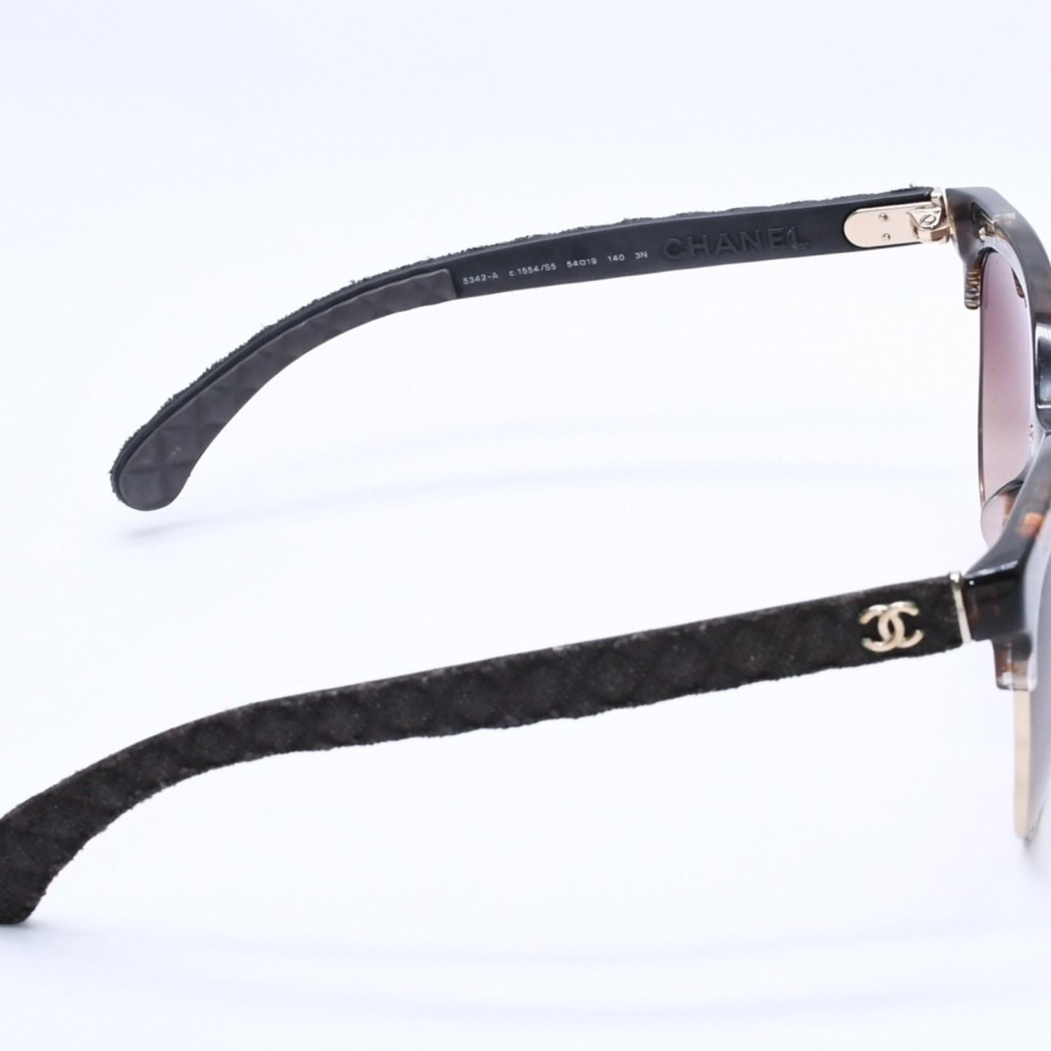 Chanel Sunglasses Eyewear S5 CC Logo Quilted Temple — view 4