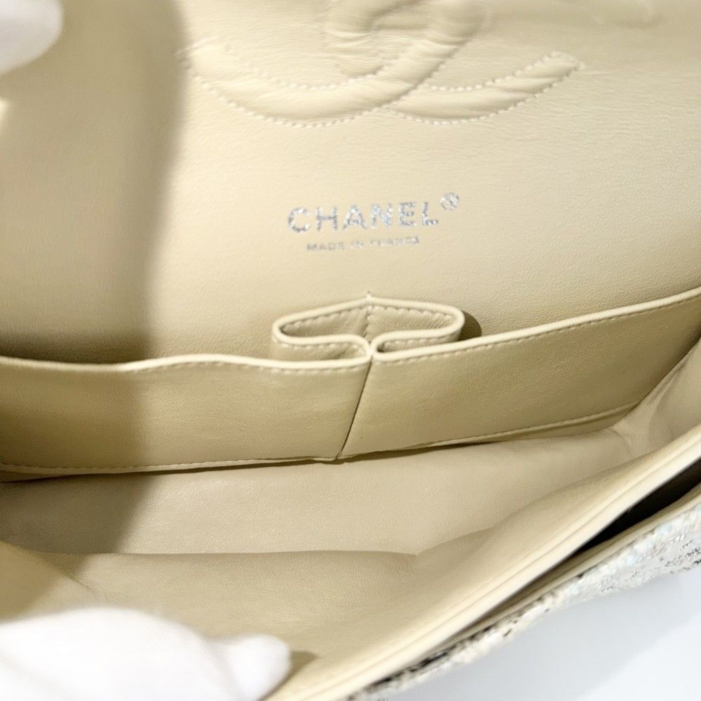 Chanel Shoulder Bag Quilted 25 CC Logo Bag Crossbody Double Flap Chain Tweed — view 5