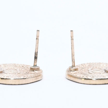 Chanel Earrings CC Logo Coin Motif Gold — view 7