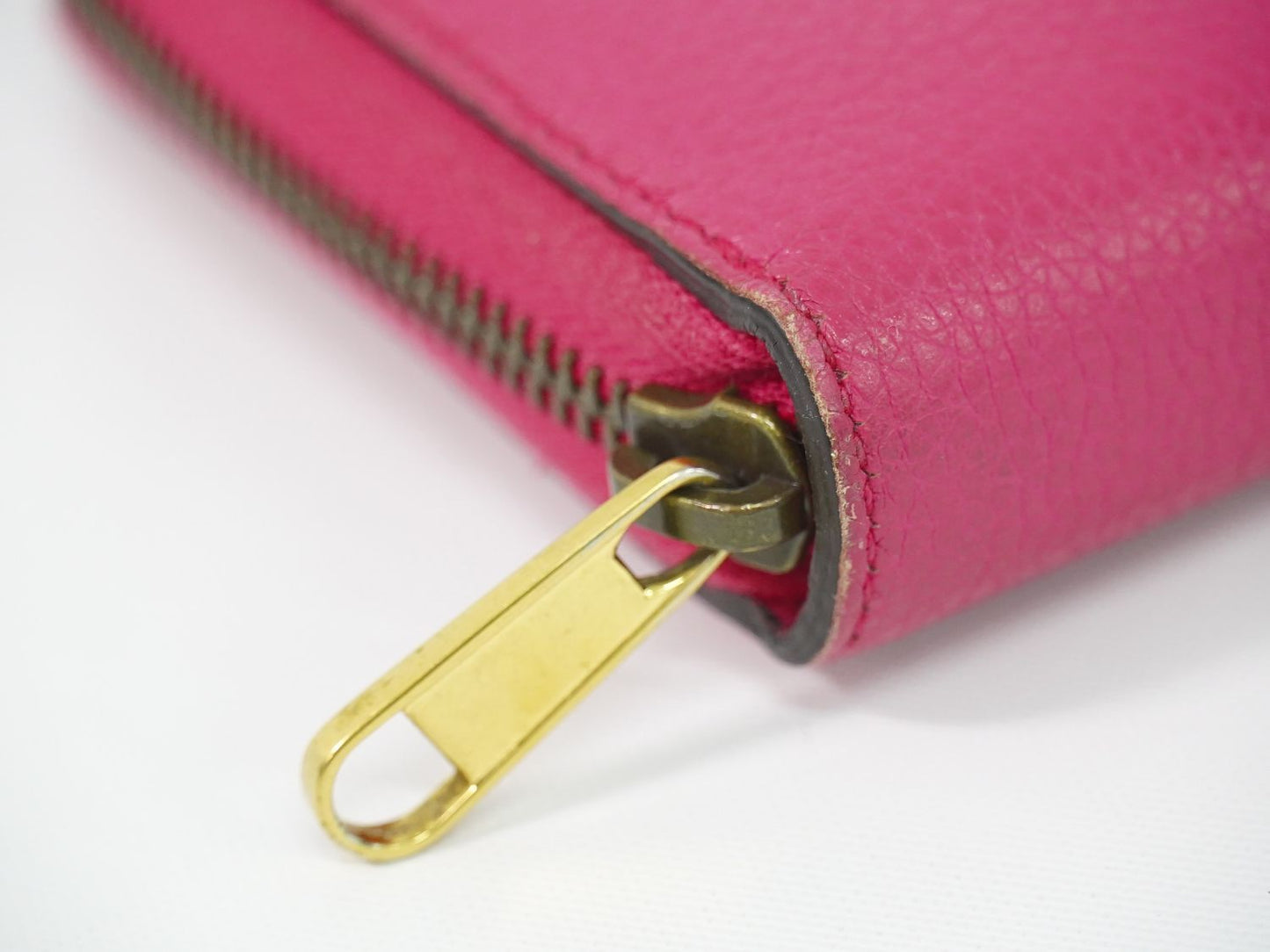Gucci Vintage Logo Zip Around Wallet Leather Pink — view 6