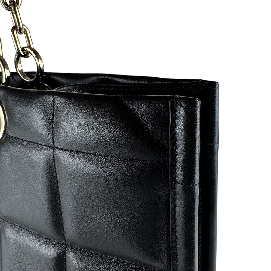Dior Handbag Essential Large Tote Bag — view 7