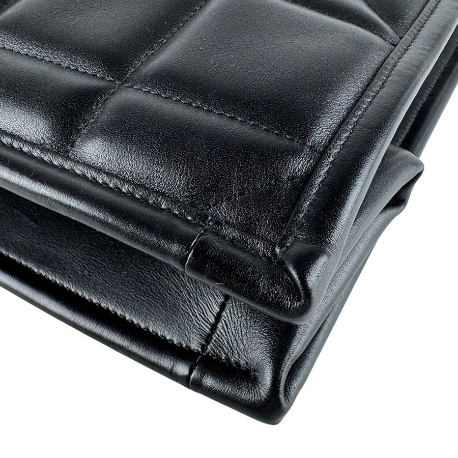 Dior Handbag Essential Large Tote Bag — view 8