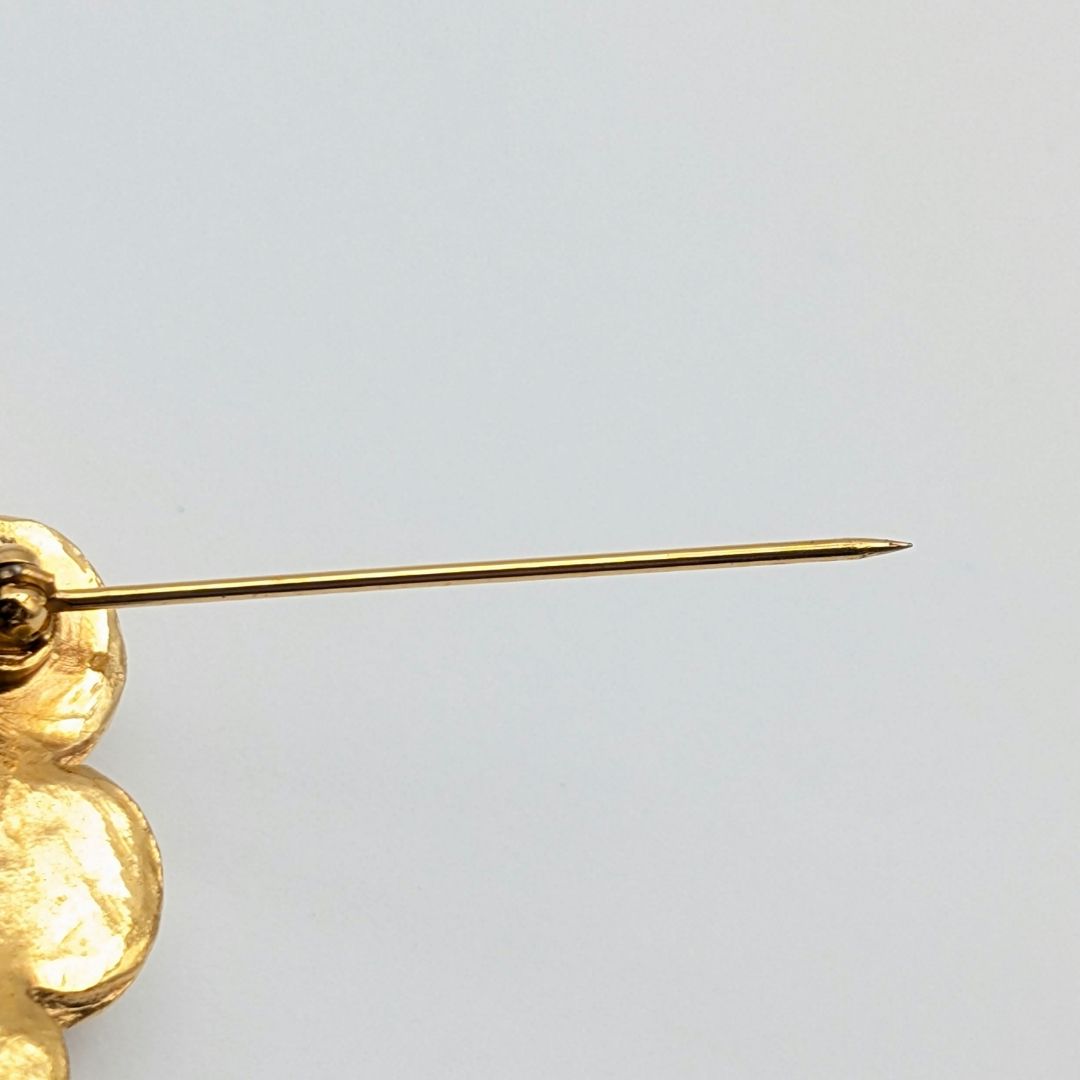 Chanel Brooch CC Logo Flower Gold Vintage 28 — view 6