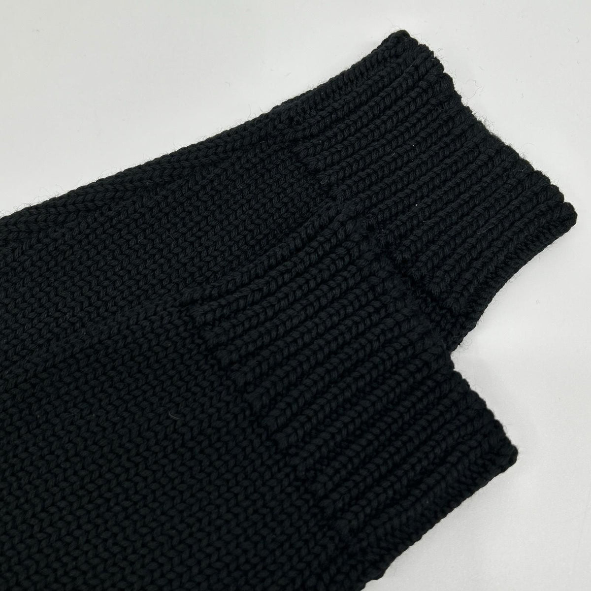 Fendi Black Wool 100 Logo Crew Neck Pullover Knit 52 Sweater — view 8