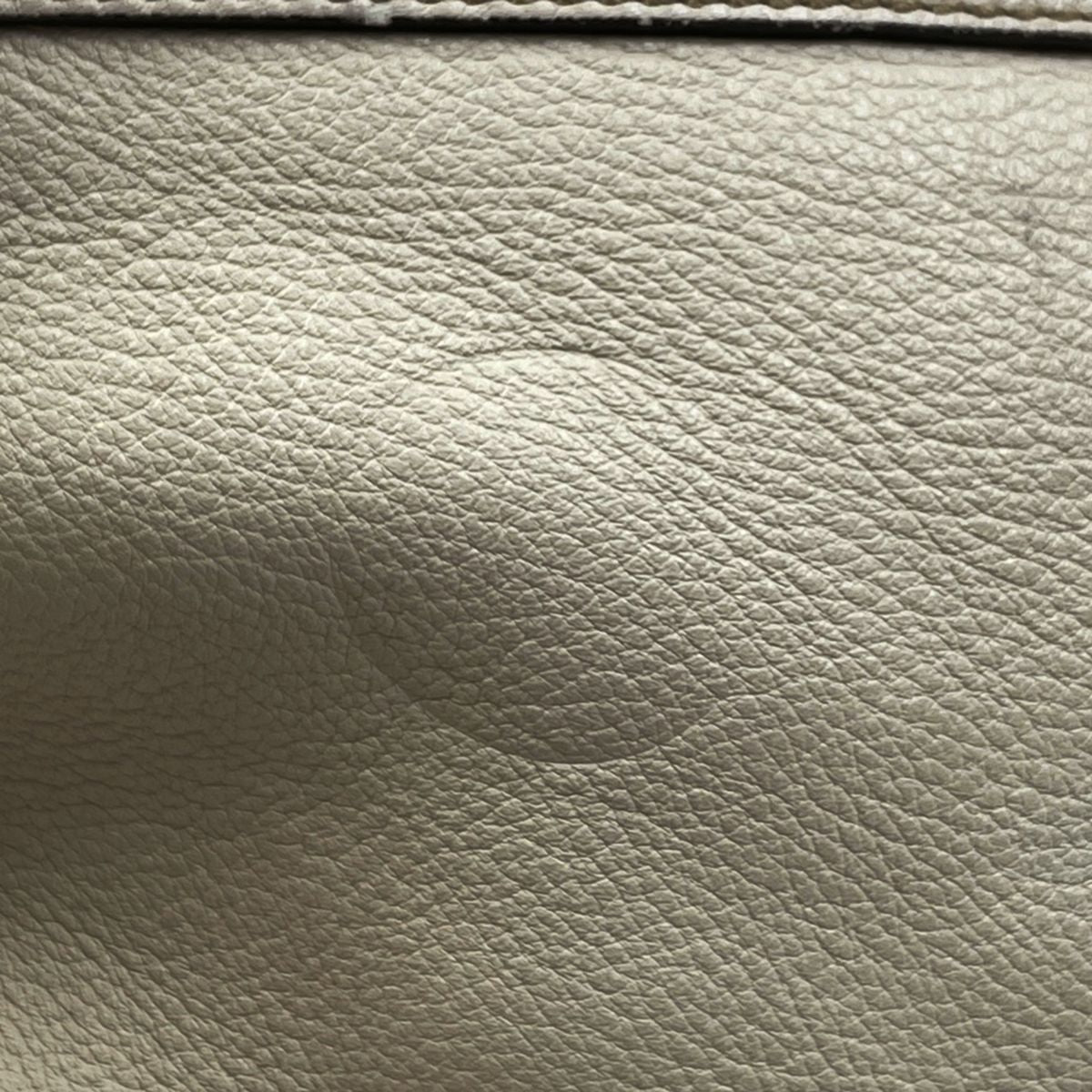 Gucci Soho Shoulder Bag Interlocking G Leather Ivory — view 4