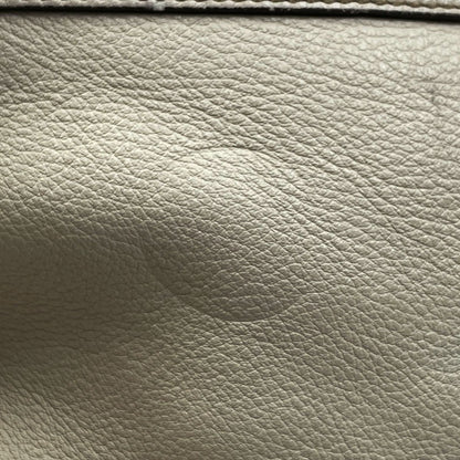 Gucci Soho Shoulder Bag Interlocking G Leather Ivory — view 4