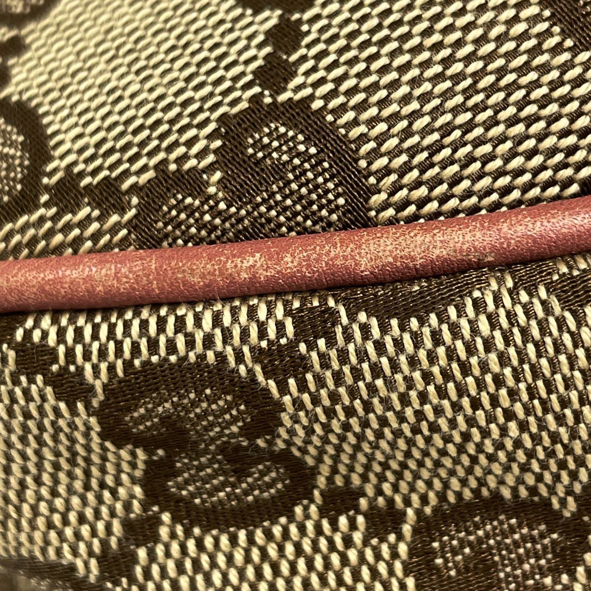 Gucci GG Pattern Ski Shoulder Bag Canvas Beige Pink — view 3