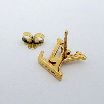 Louis Vuitton Book le Doreille LV Iconic Earrings Gold Plated — view 3