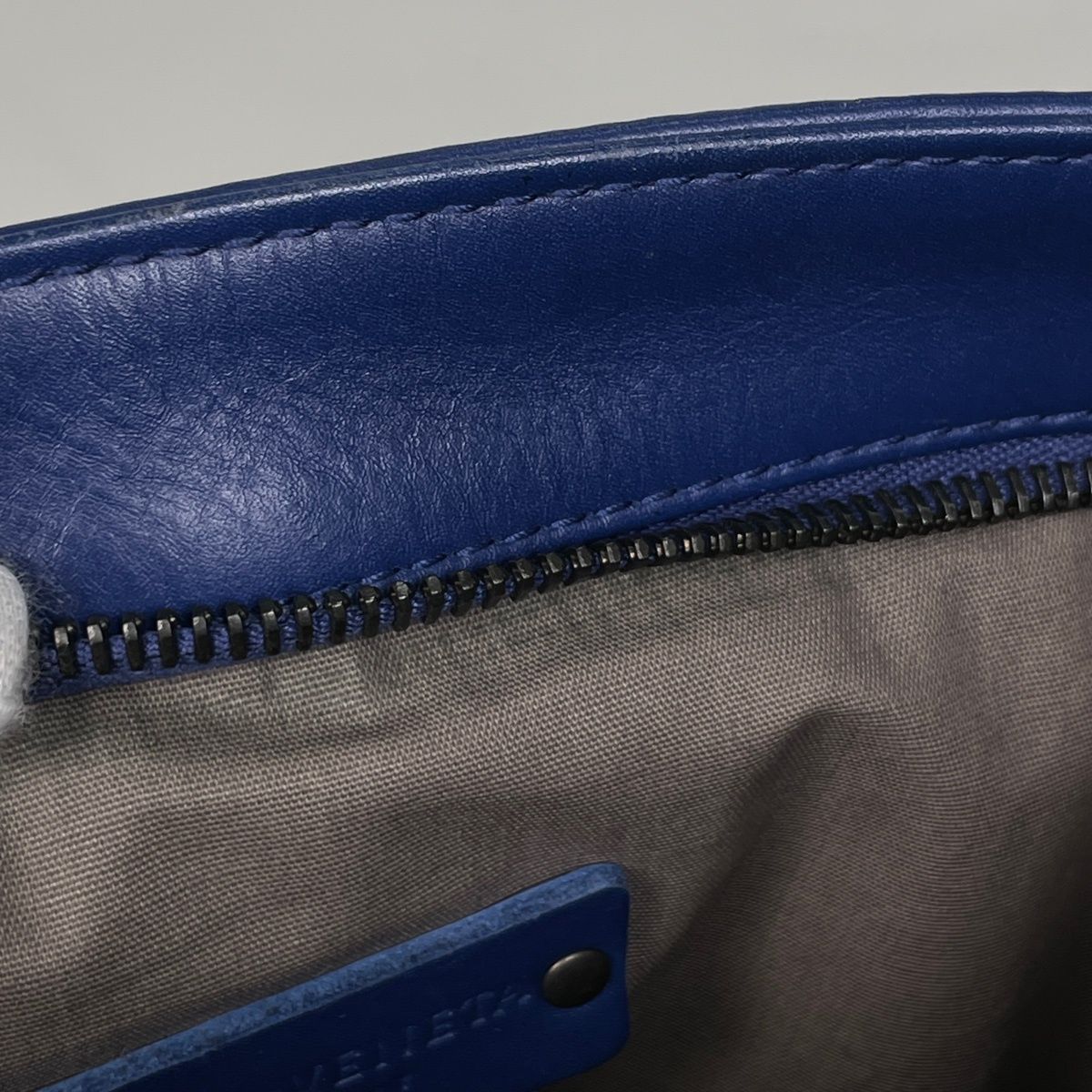 Bottega Veneta Intrecciato Shoulder Bag Leather Blue — view 6