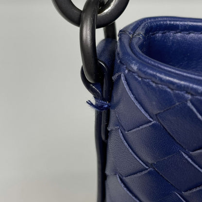 Bottega Veneta Intrecciato Shoulder Bag Leather Blue — view 4