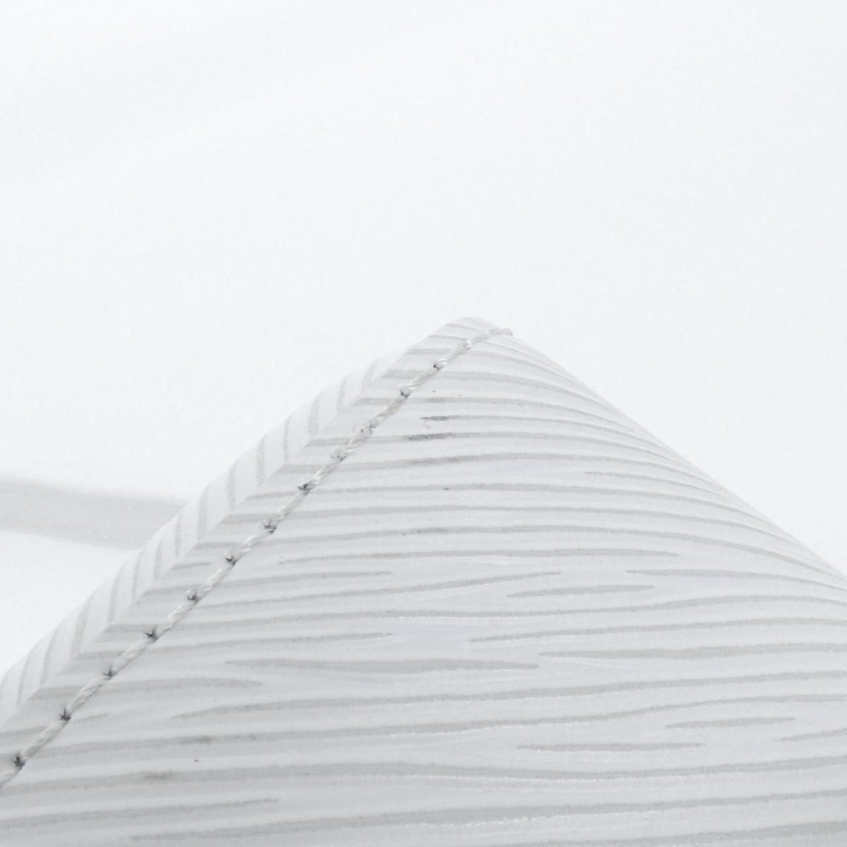 Louis Vuitton Epi Marais Rini Shoulder Bag — view 3