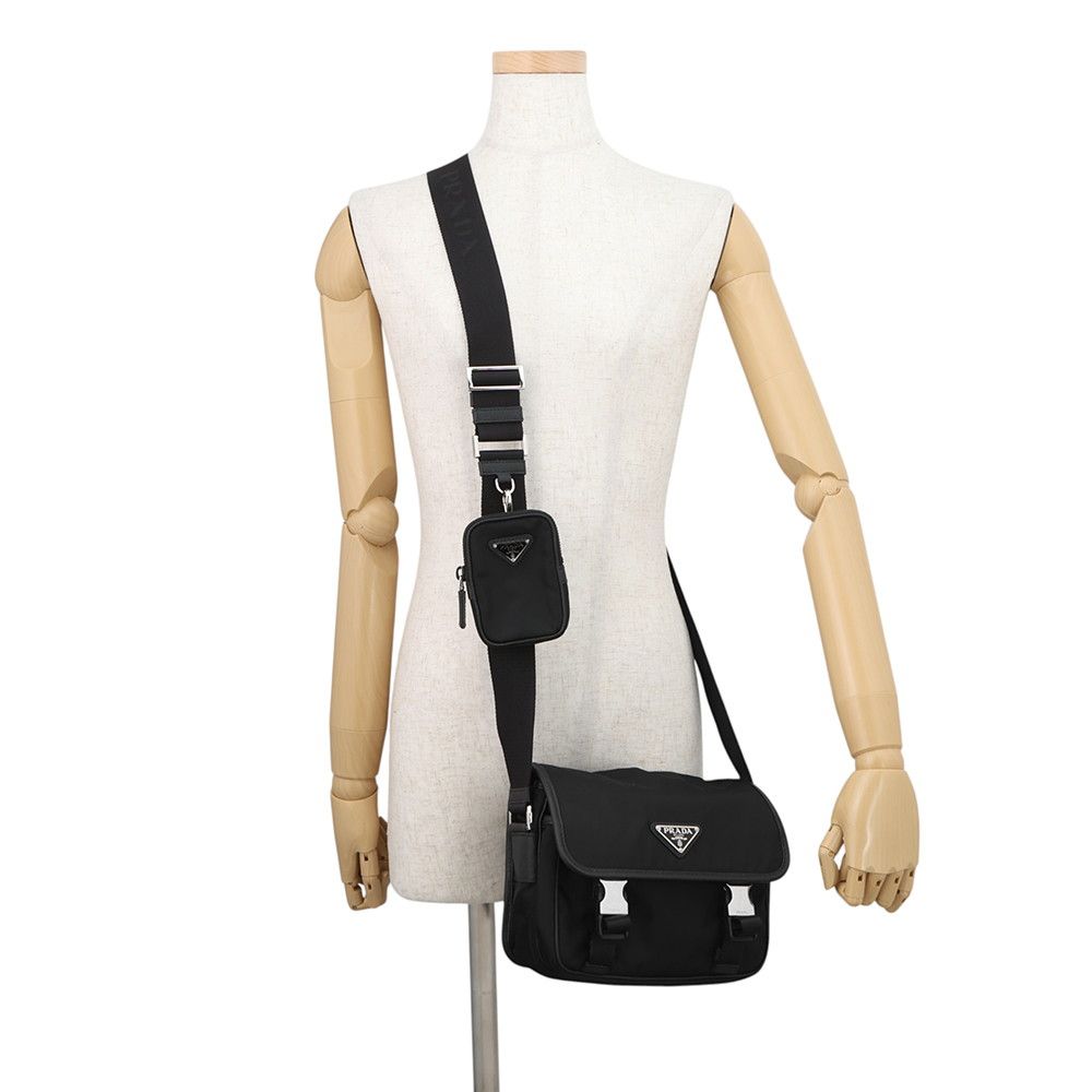 Prada Shoulder Bag Re-Nylon Triangle Logo Black — view 4