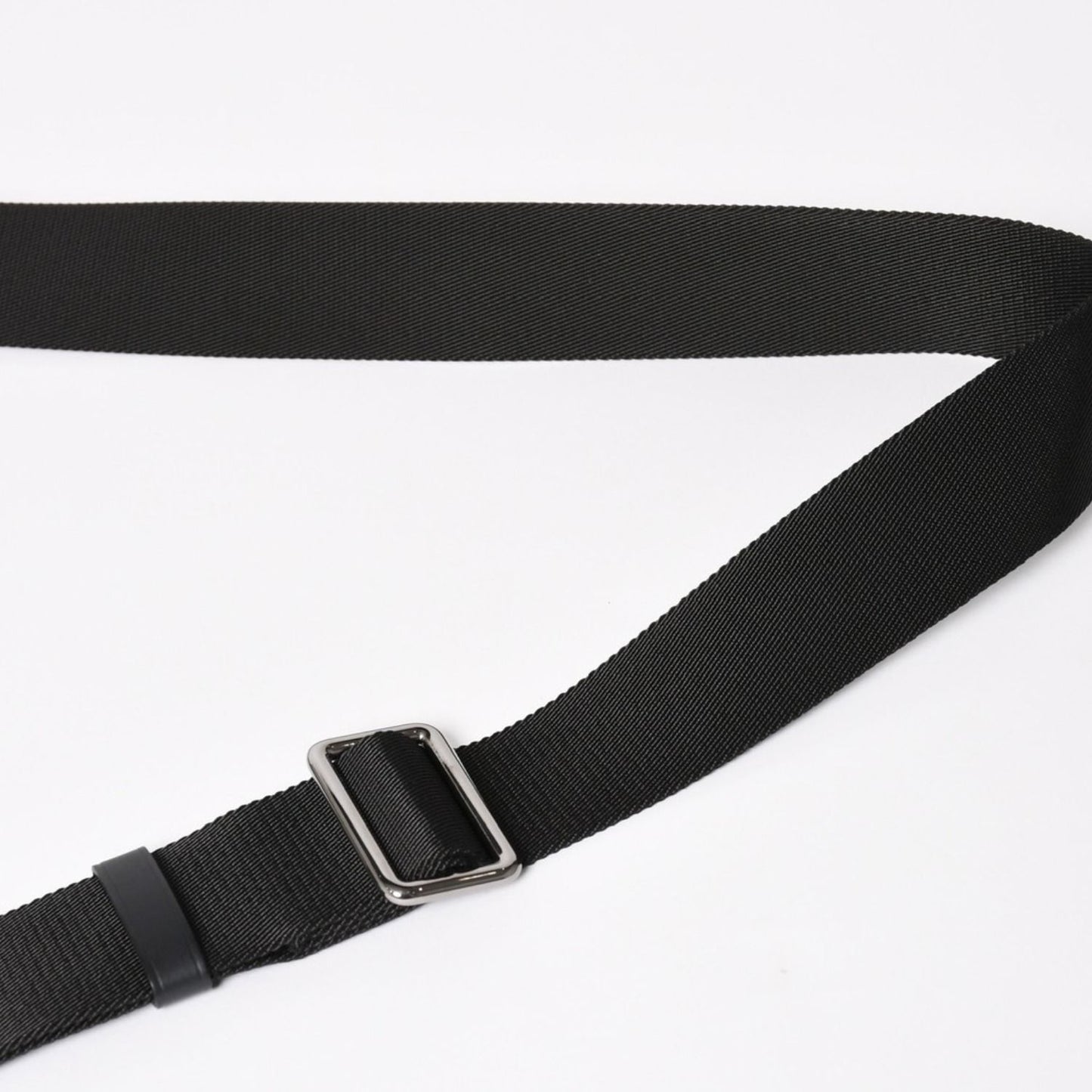 Louis Vuitton Shoulder Bag District NM Monogram Eclipse Black — view 7