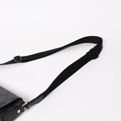Louis Vuitton Daniel MM Shoulder Bag Damier Graphite Black Silver — view 5