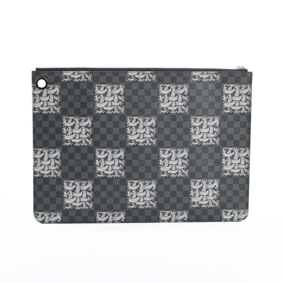 Louis Vuitton Clutch Pochette Jour GM — view 3