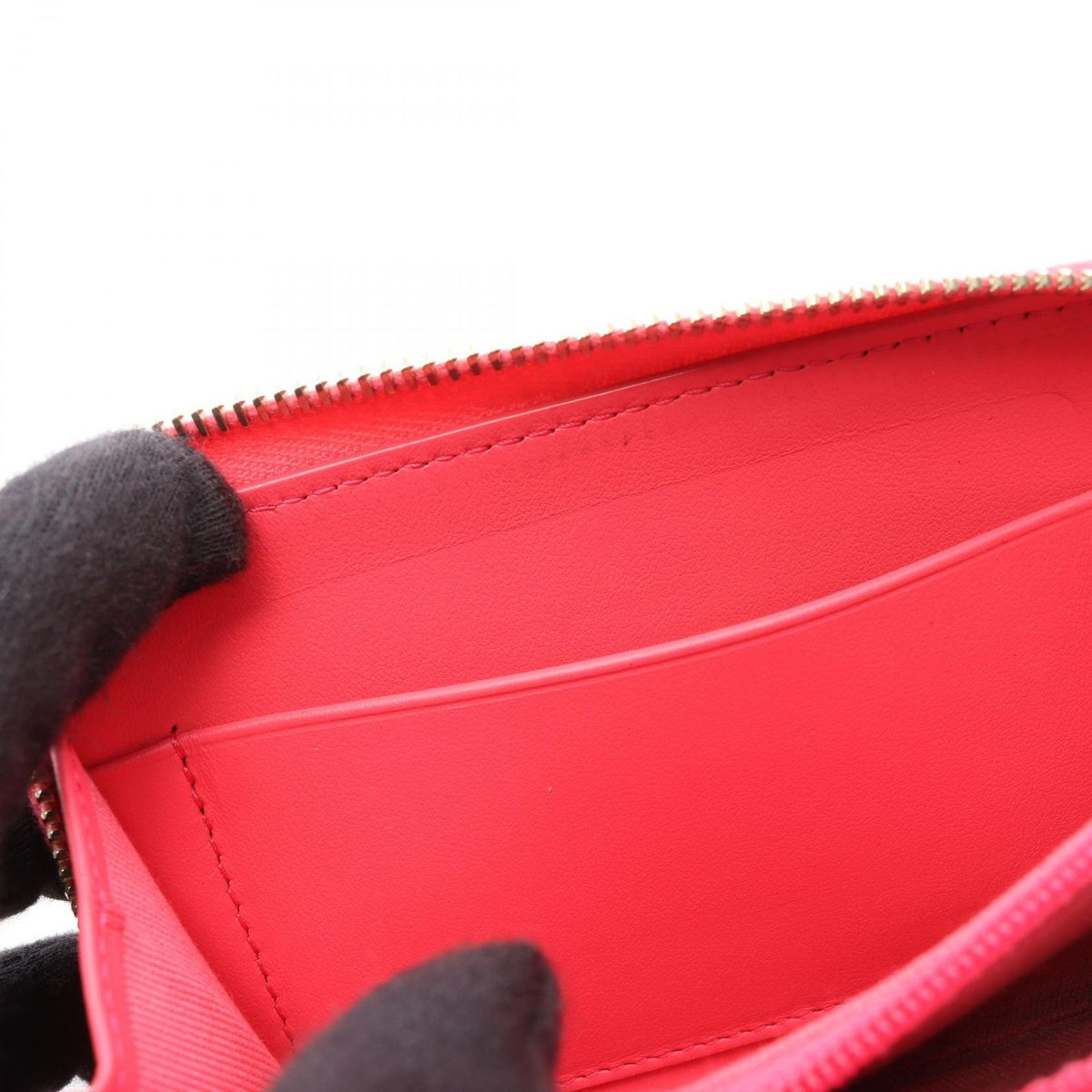 Chanel Round Wallet CC Logo Pink Caviar Leather CC — view 7