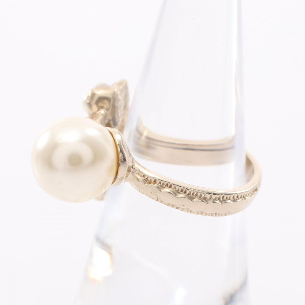 Chanel Ring CC Logo — view 2