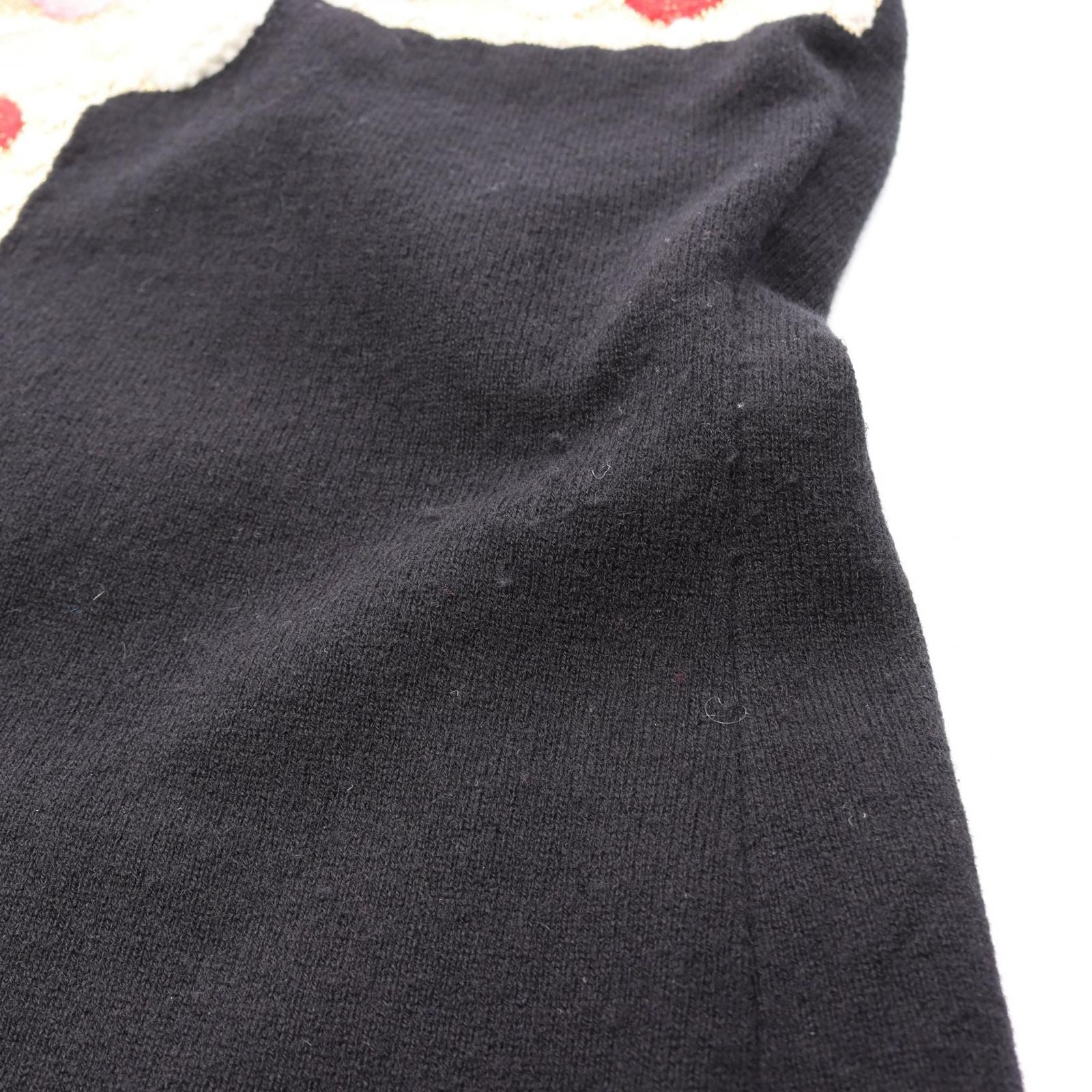 Chanel Knit CC Logo Cashmere Sweater — view 6