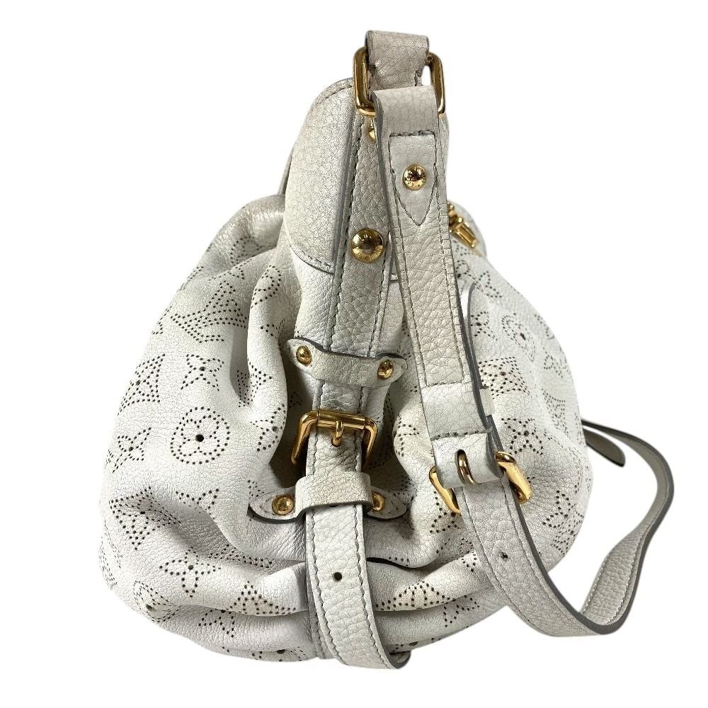 Louis Vuitton Shoulder Bag XS Monogram Mahina Leather White — view 4