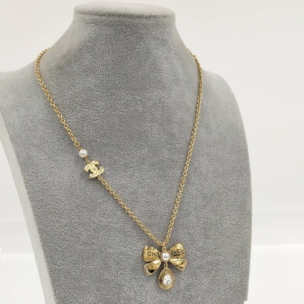 Chanel Necklace Ribbon CC Logo Rhinestone Plated Gold 25k — view 8