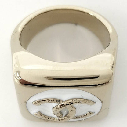 Chanel Ring CC Logo Gold Plated Color 26c — view 4