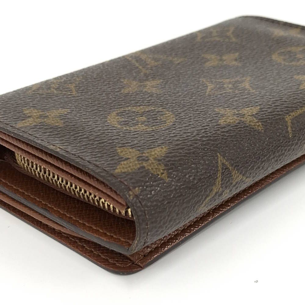 Louis Vuitton Bifold Wallet Porte-Monnaie Billets Tresor Monogram — view 6