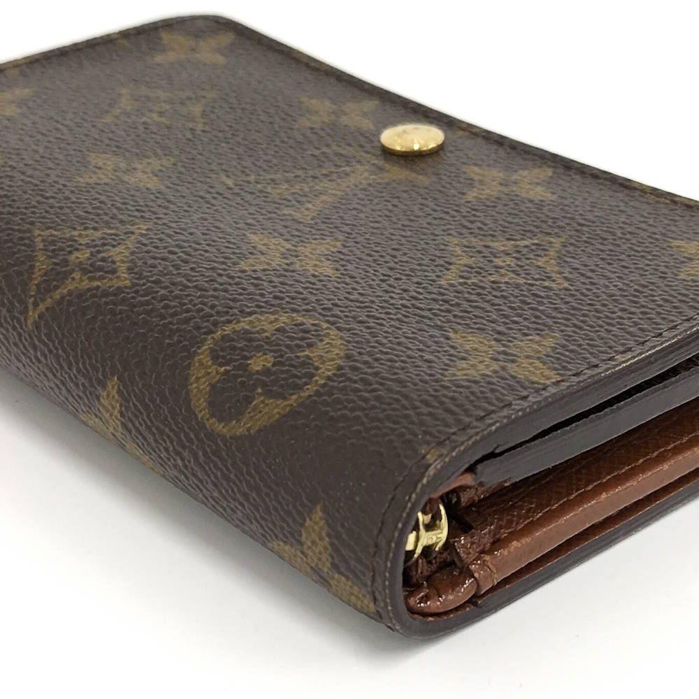 Louis Vuitton Bifold Wallet Porte-Monnaie Billets Tresor Monogram — view 4
