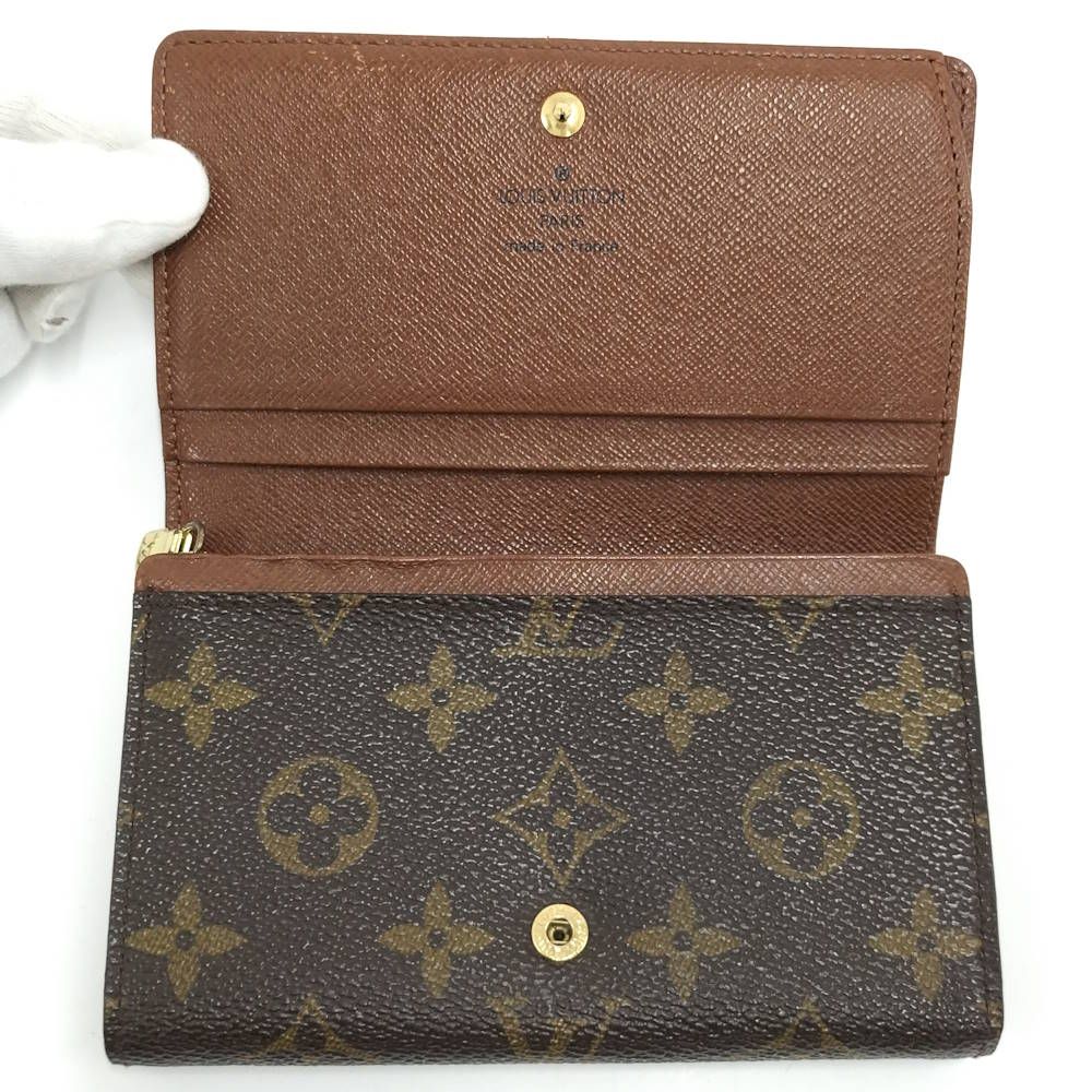 Louis Vuitton Bifold Wallet Porte-Monnaie Billets Tresor Monogram — view 2