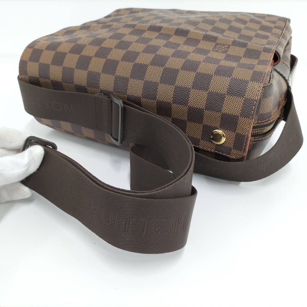 Louis Vuitton Naviglio Shoulder Bag Damier — view 5