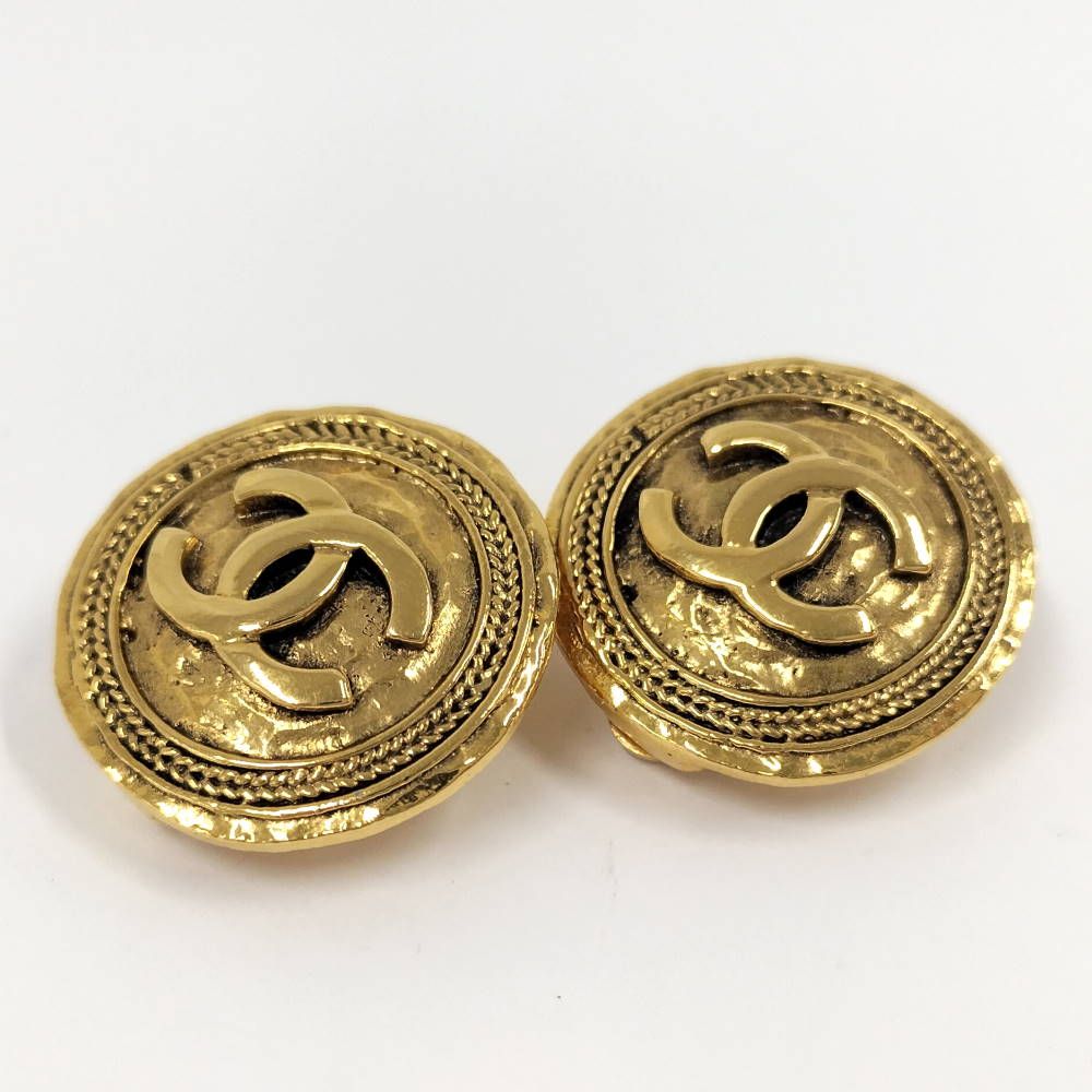 Chanel Earrings CC Logo Gold Plated — view 6