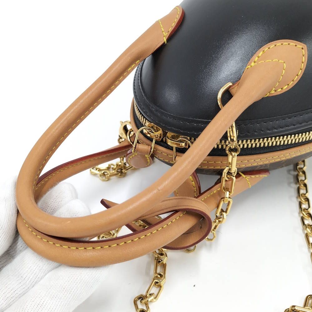 Louis Vuitton Egg Bag LV Egg 2-Way Bag Monogram — view 6