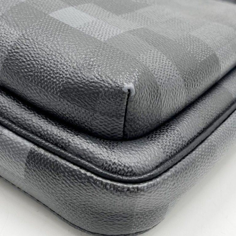 Louis Vuitton Belt Bag Avenue Black Damoflage Silver — view 4
