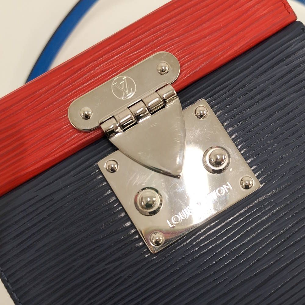 Louis Vuitton Bleecker Box 2-Way Bag Epi Red Navy Blue — view 8