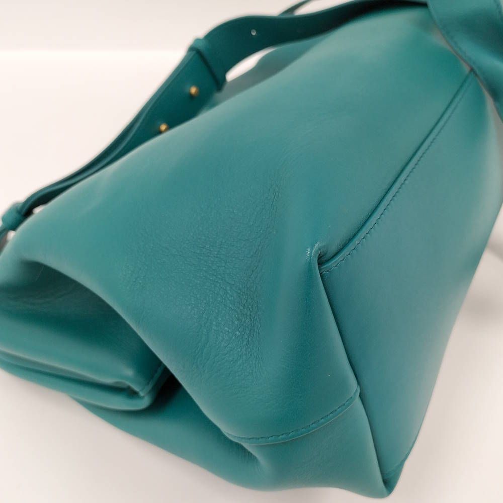 Bottega Veneta The Triangle Point — view 3