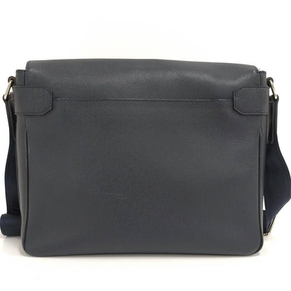 Louis Vuitton Roman MM Messenger Bag Taiga — view 2