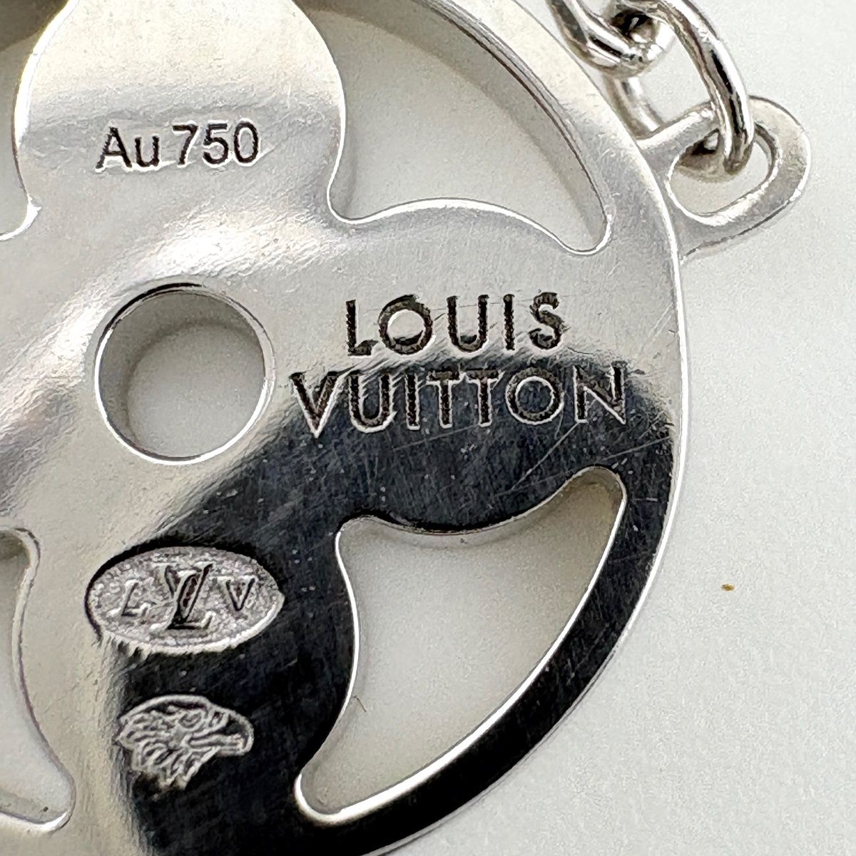 Louis Vuitton Idylle Blossom Necklace Pave Diamond Pendant — view 7