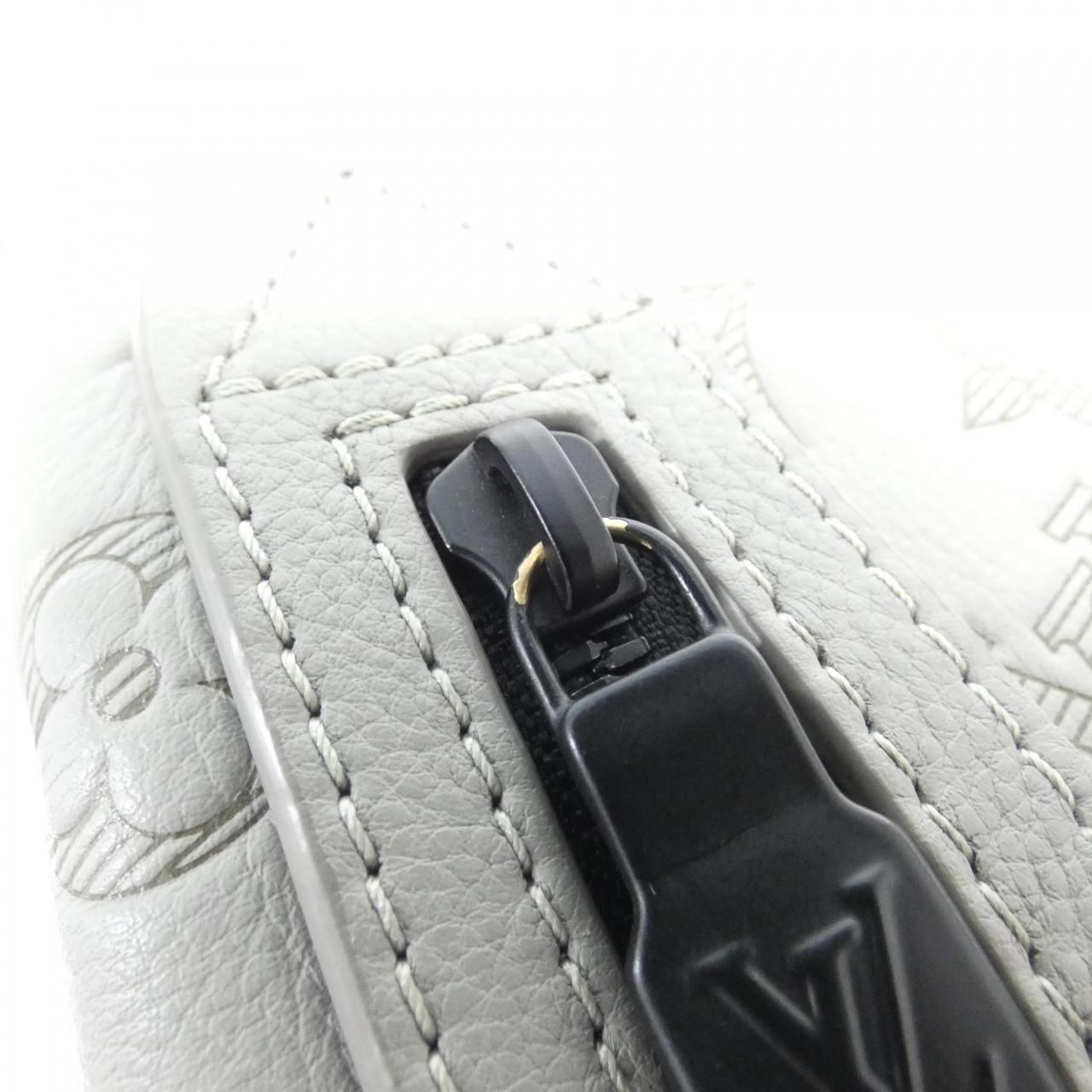 Louis Vuitton Monogram Shadow Duo Sling Bag — view 4