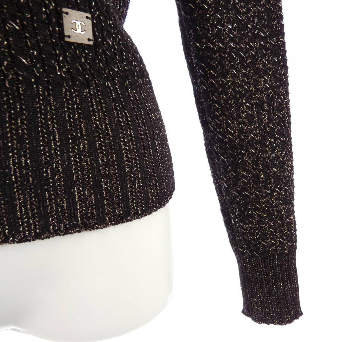 Chanel 01A Vintage Knit Sweater — view 6