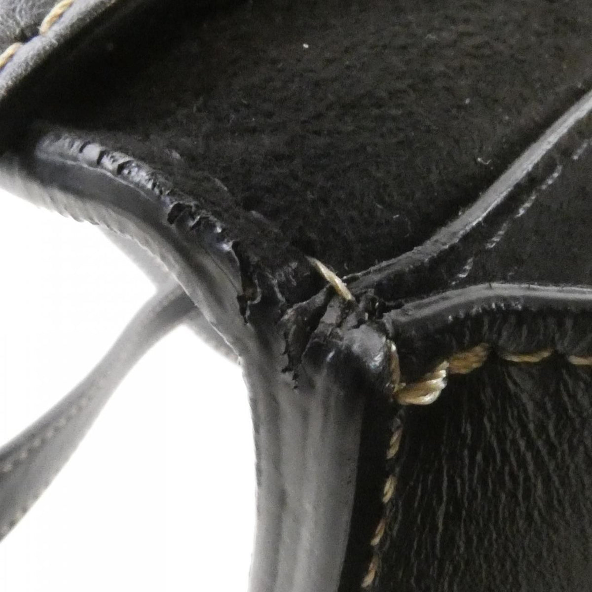 Fendi Calligraphy Aaiw Shoulder Bag — view 8