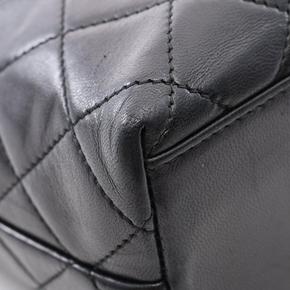 Chanel Shoulder Bag Quilted Black Lambskin — view 6