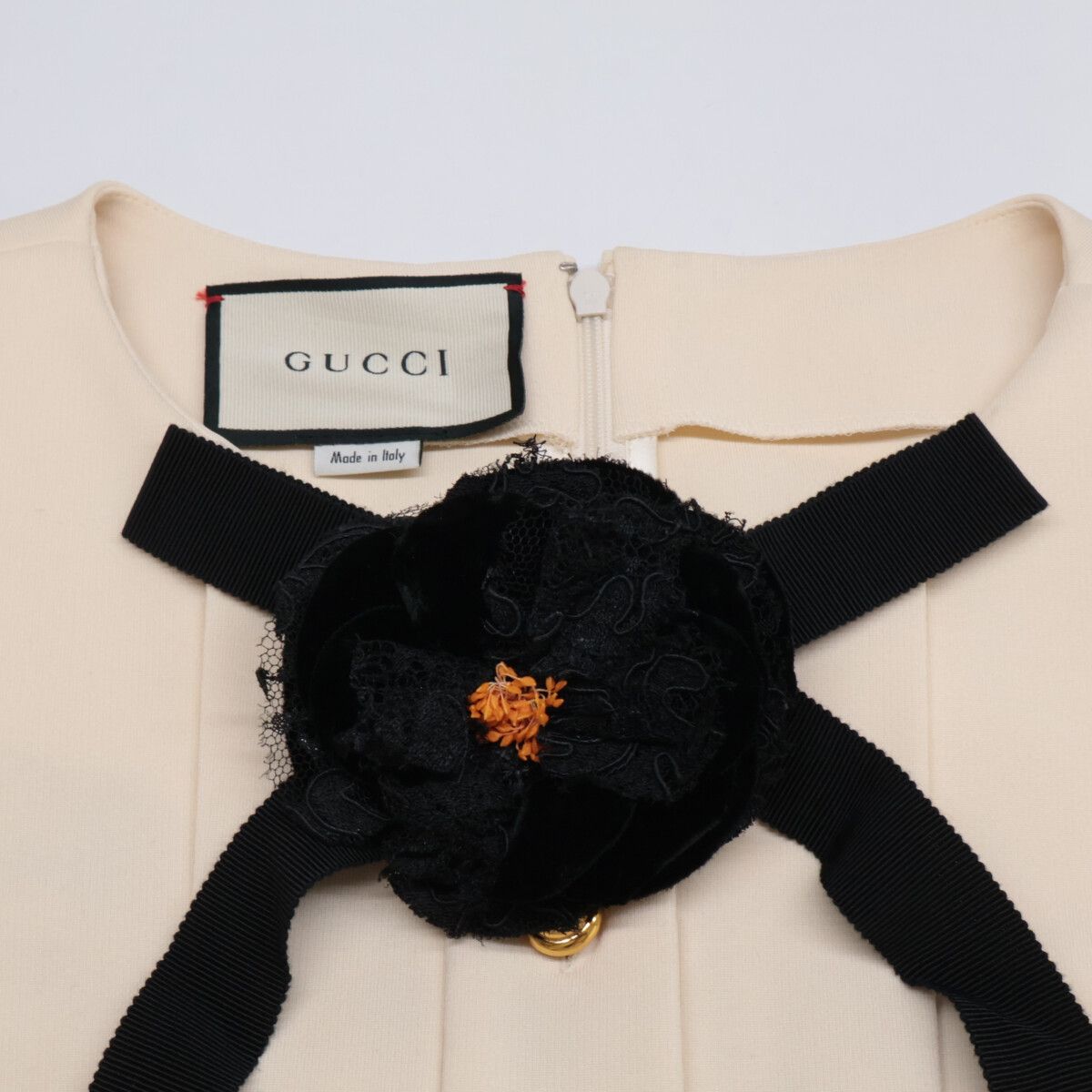 Gucci Corsage with Pleats Sleeveless — view 5