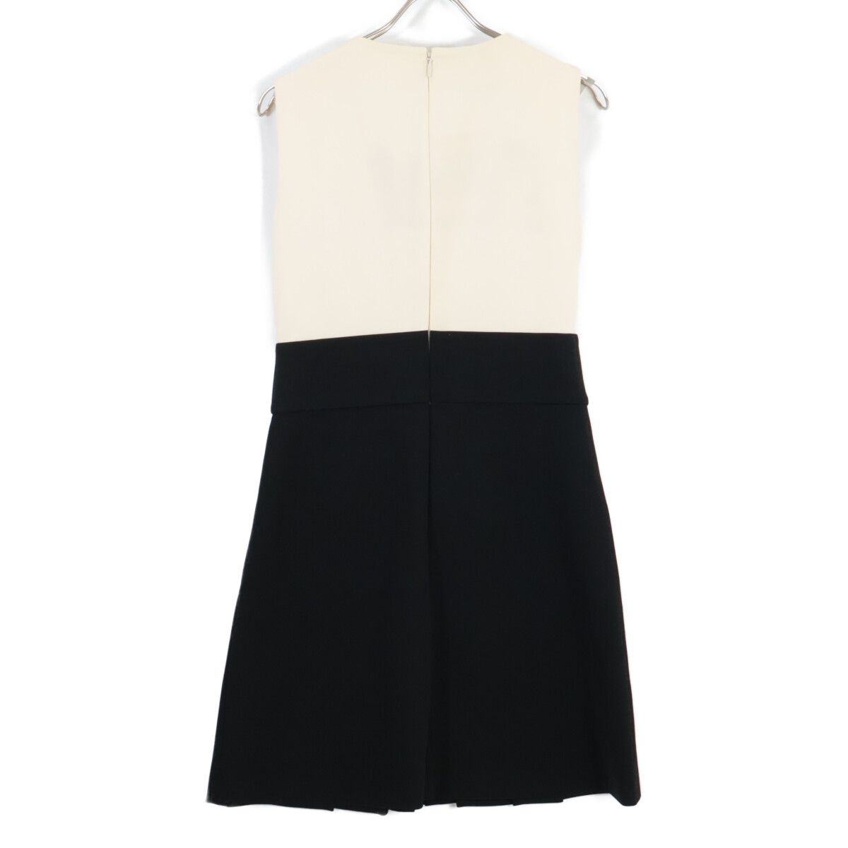 Gucci Corsage with Pleats Sleeveless — view 2