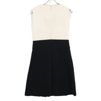 Gucci Corsage with Pleats Sleeveless — view 2
