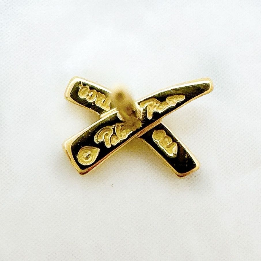 Tiffany & Co Kiss Yellow Gold Earrings — view 8