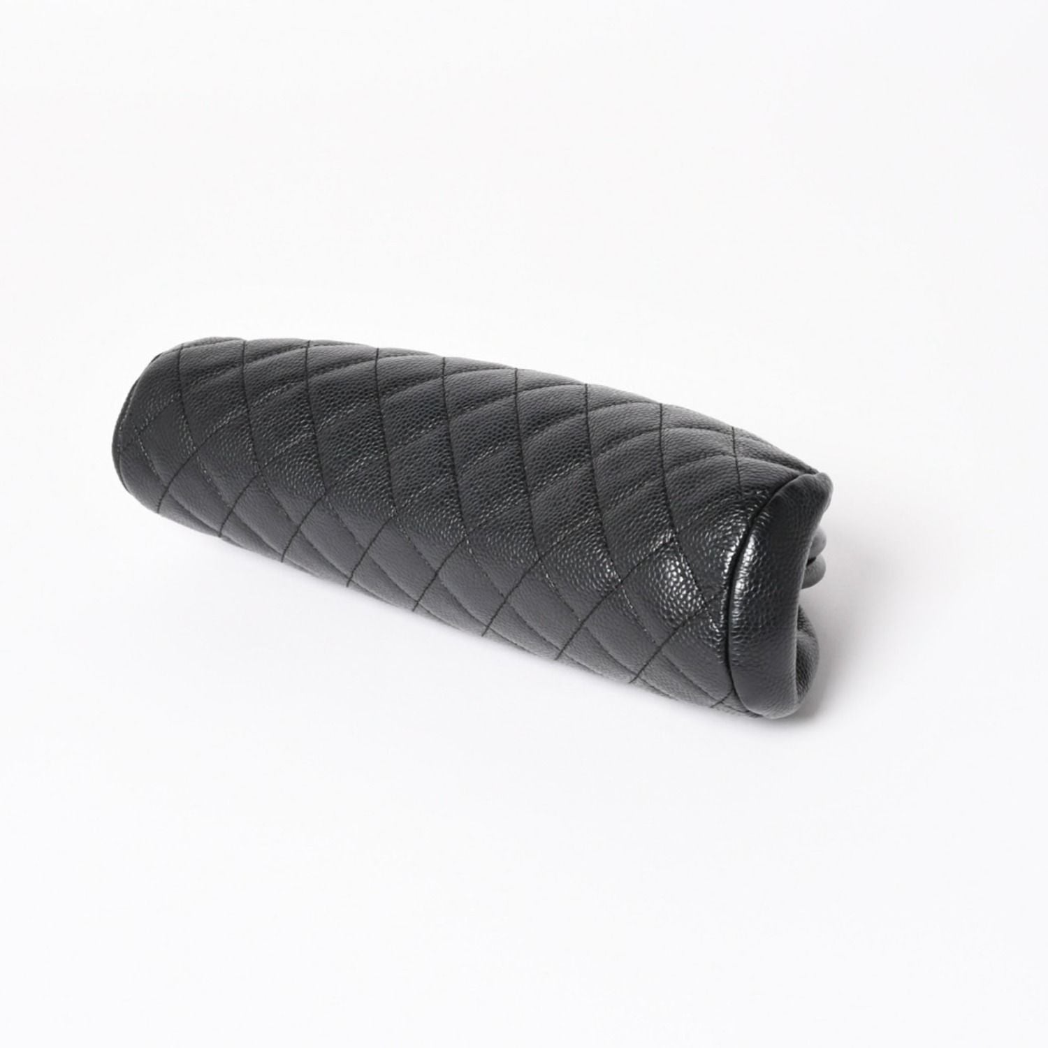 Chanel Timeless Classic Clutch CC Logo Caviar Leather Quilted Silver — view 5