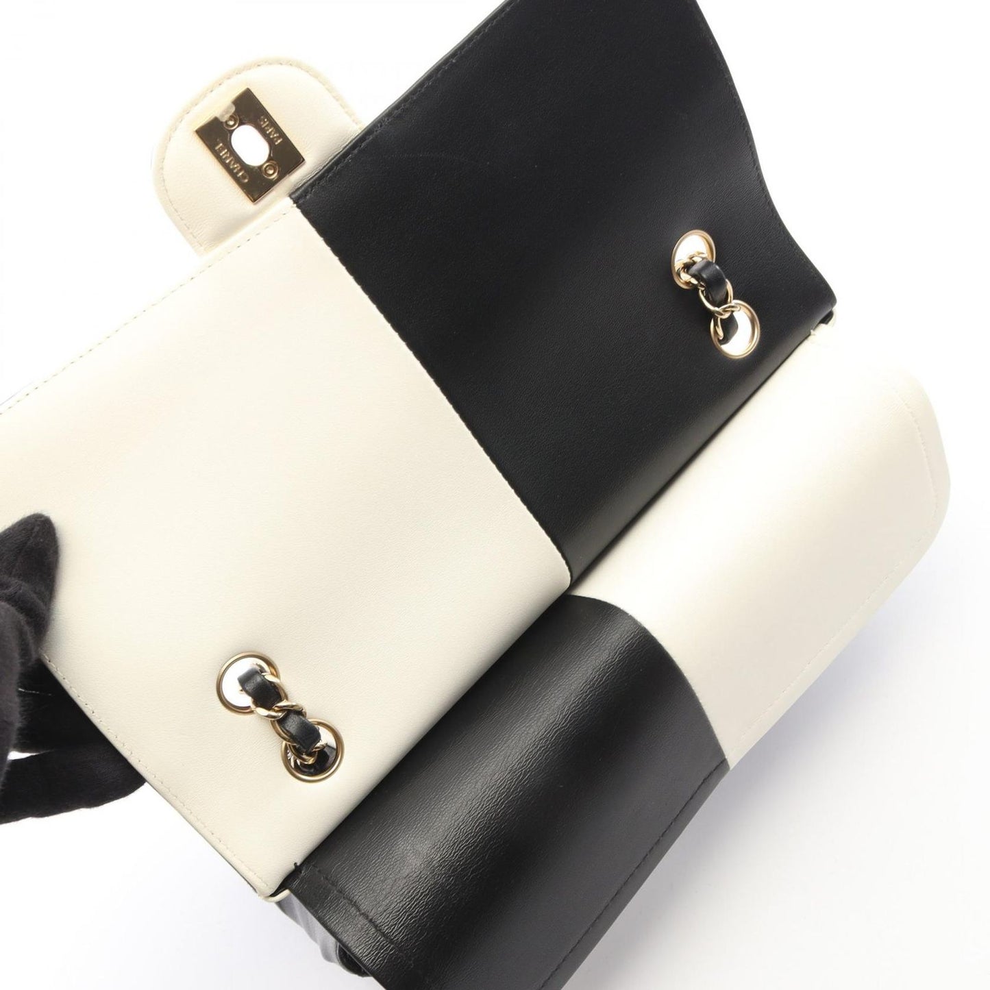 Chanel Shoulder Bag Double Flap Bicolor Black White Lambskin Chain — view 6