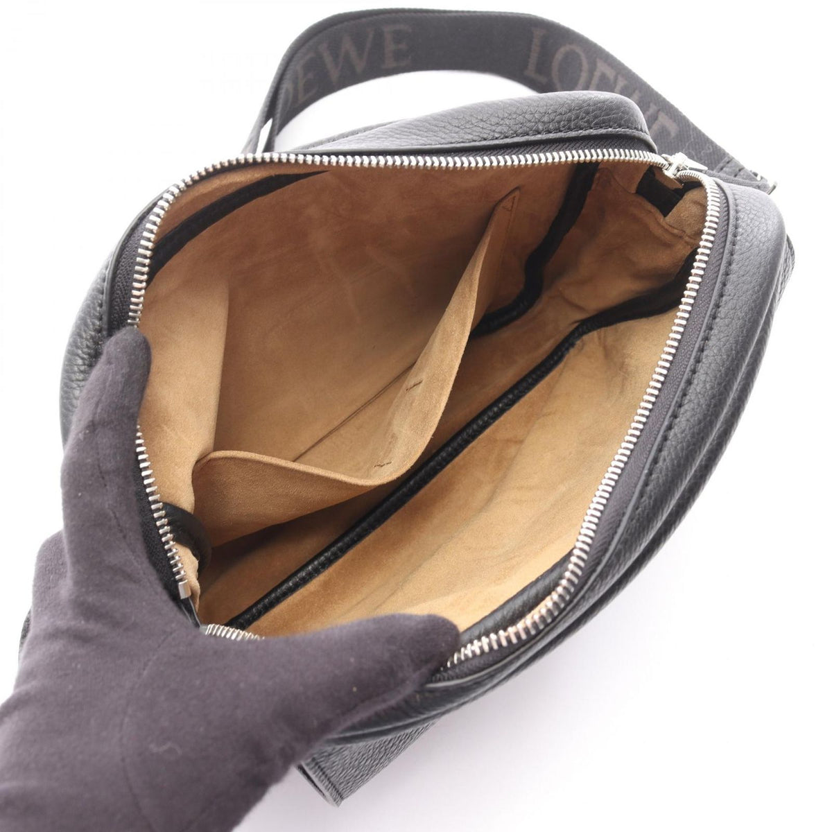 Loewe Shoulder Bag Pebble Leather — view 3