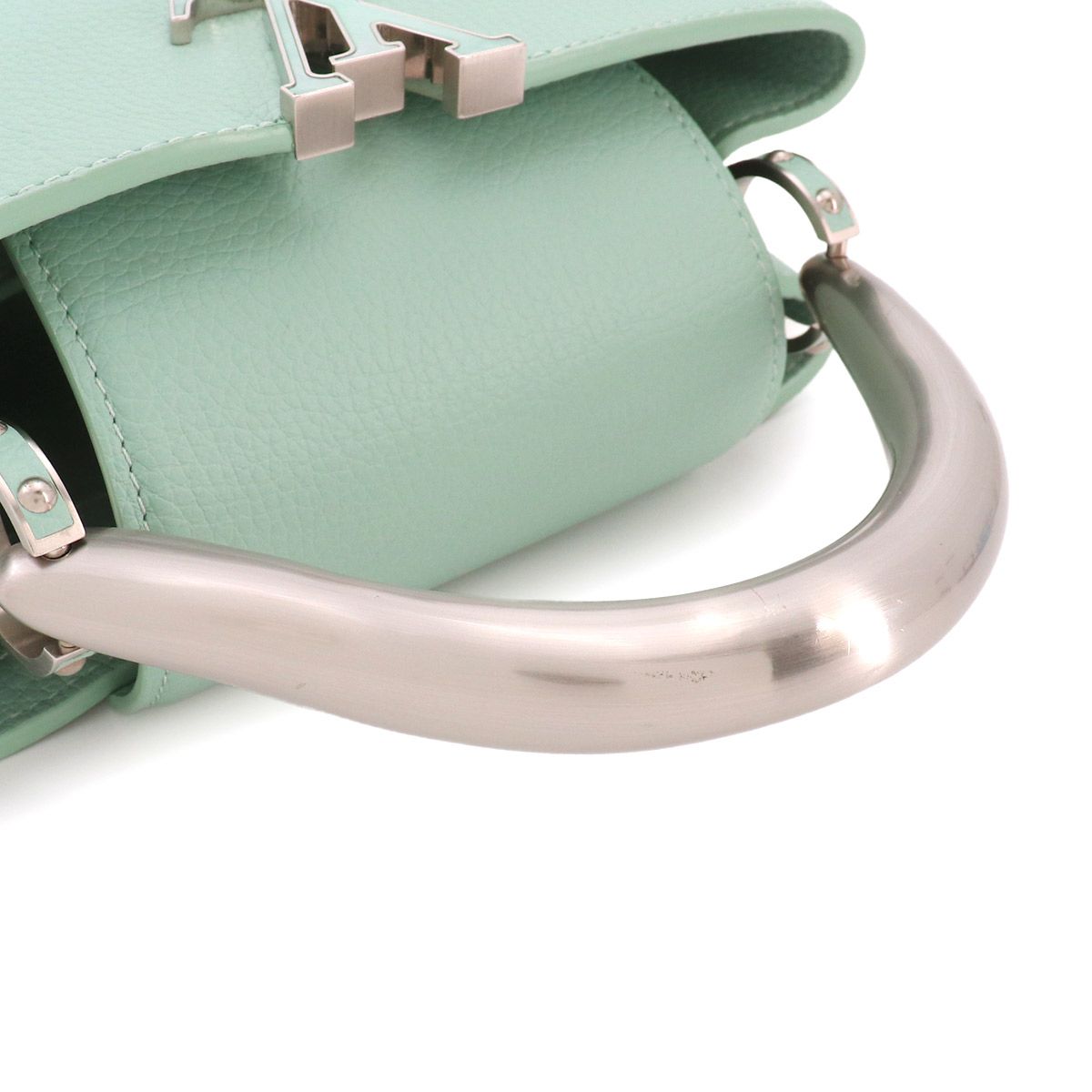 Louis Vuitton Capucines BB 2-Way Bag Taurillon Leather Light Green — view 6