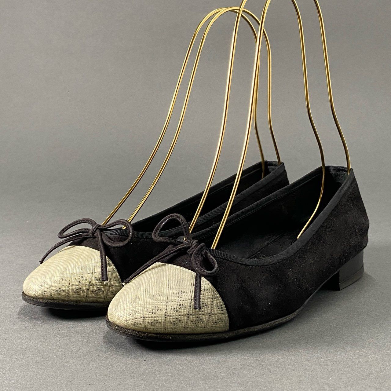 Chanel CC Logo Ballet Shoes Flat Black Suede Ribbon 35.5