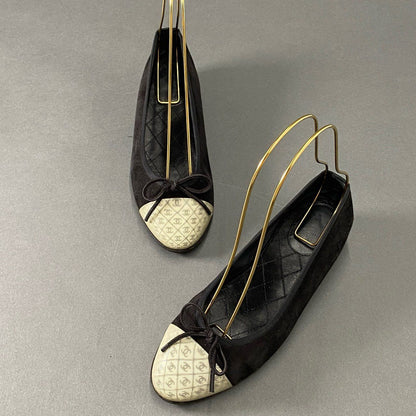 Chanel CC Logo Ballet Shoes Flat Black Suede Ribbon 35.5 — view 4